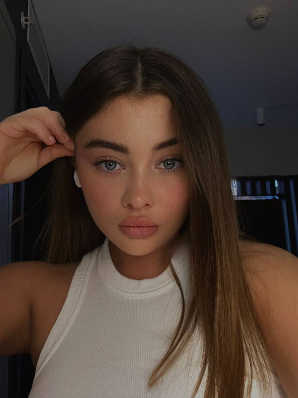 Модель Angelina